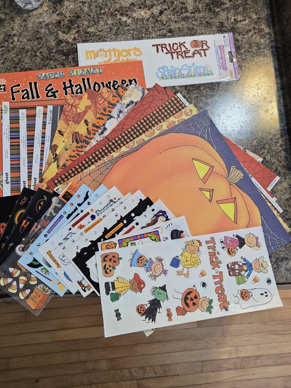 Halloween Kids Craft Sticker and Paper Pack